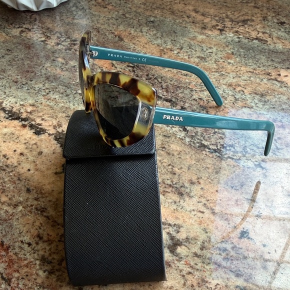 Prada Tortoiseshell Frame Sunglasses with Teal Temples - Picture 1 of 6
